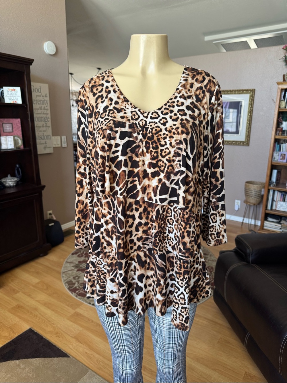 Susan Graver animal print 3 tiered ruffle blouse-size M